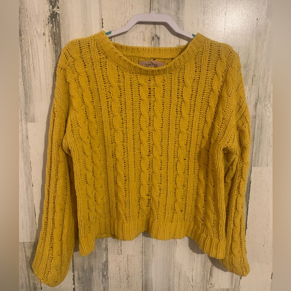New (no tags) Chenille Cable Knitted Pullover